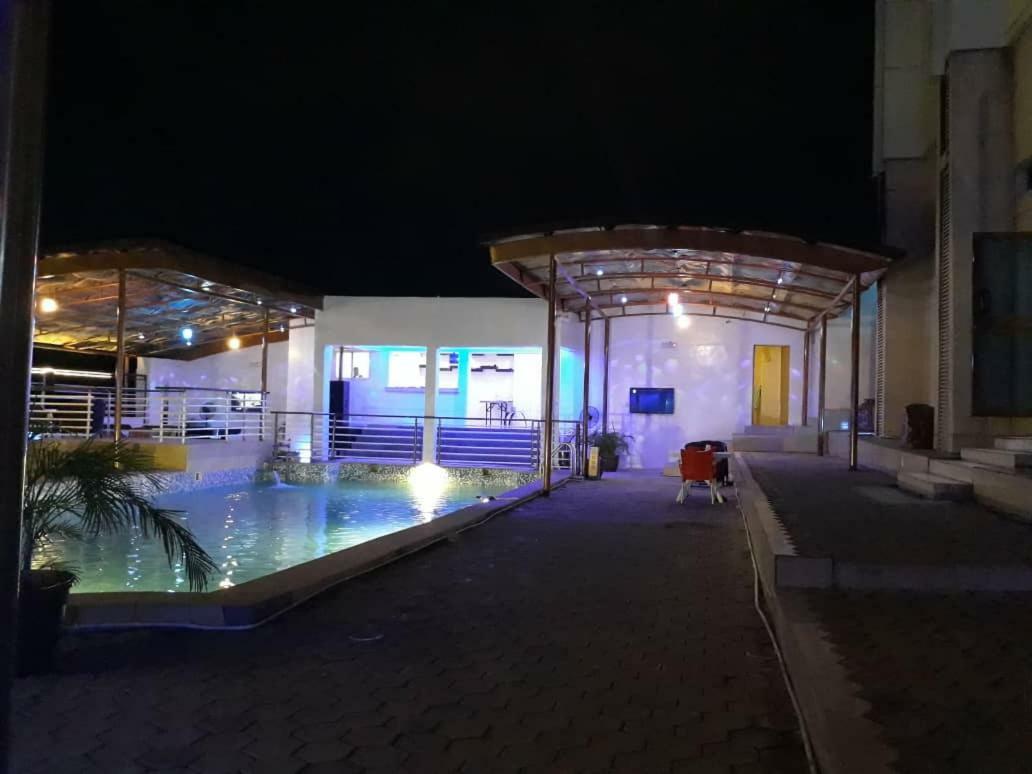 Presken Hotels @ Abuja Luaran gambar